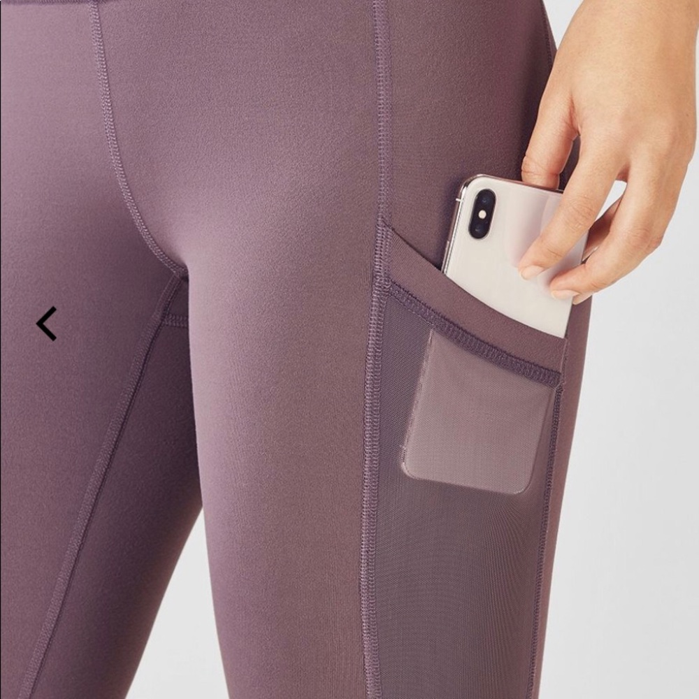 Fabletics yoga Capri pants